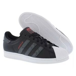 NIB. ADIDAS Women’s Superstar Shoes